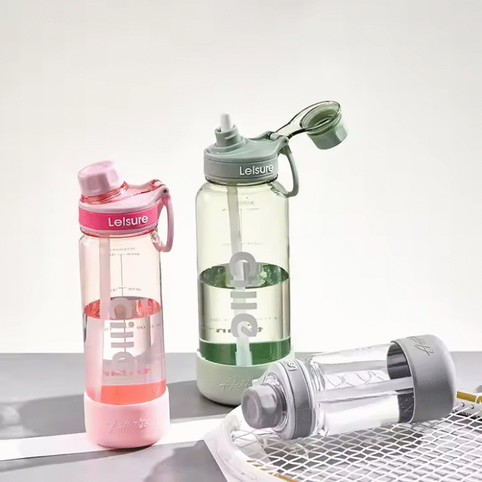 Large capacity plastic water bottle