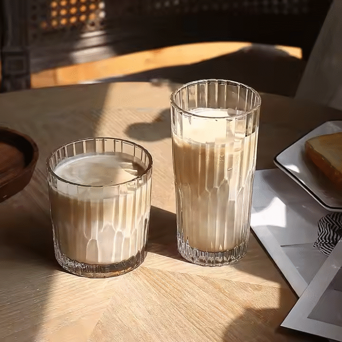 Retro relief glass cup