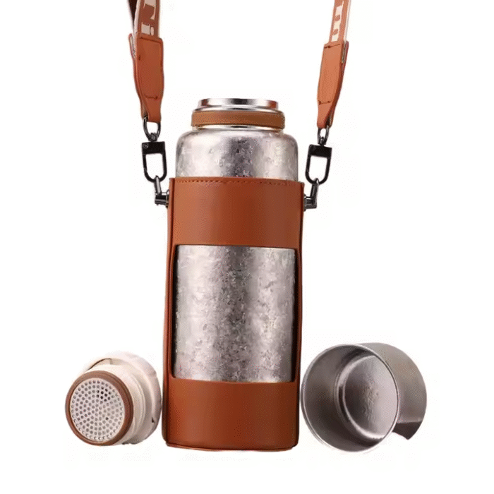 Pure titanium water bottle