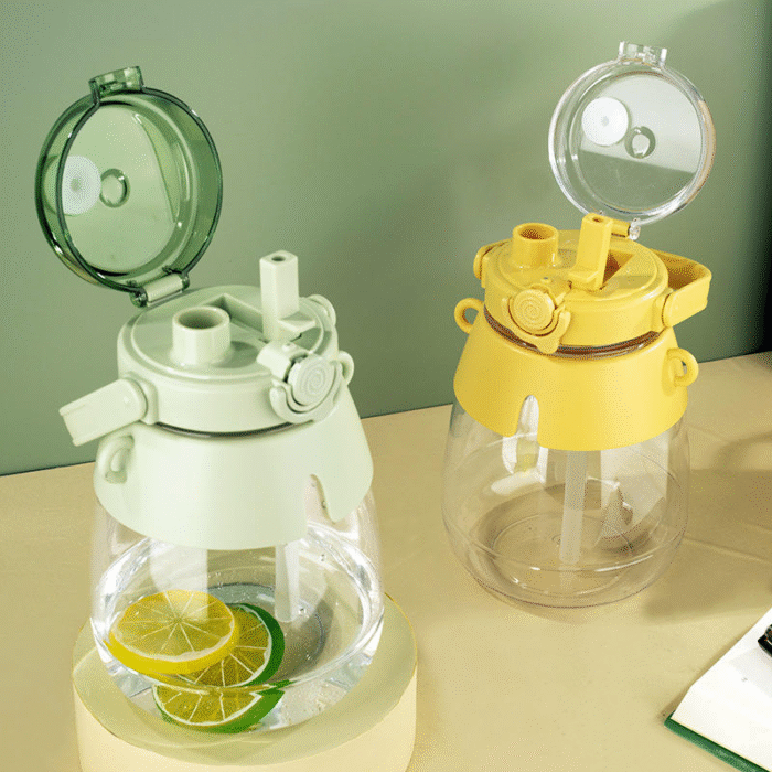 Student children's plastic drinking bottle